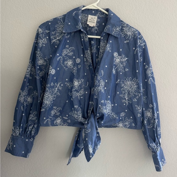 Cinq à Sept Blouse Abrielle Embroidered Blue Chambray Cotton Tie Hem Shirt XS - Picture 5 of 7